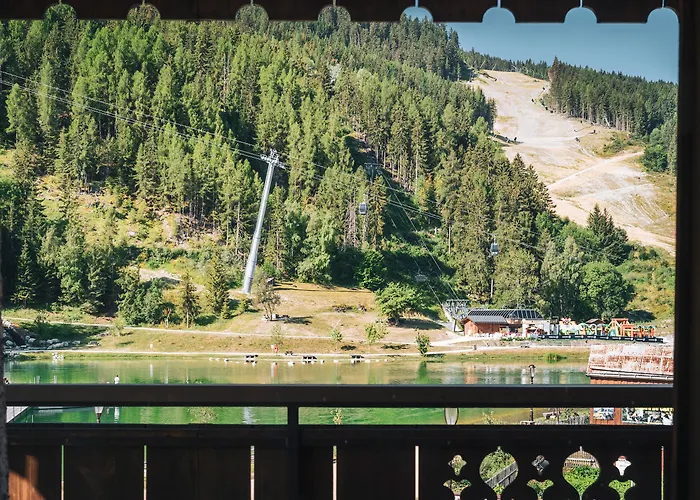 Otel Les Peupliers 4*