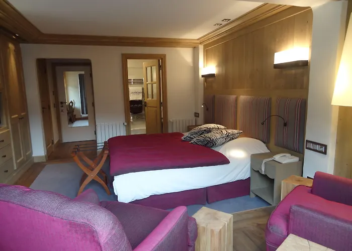 Otel Les Peupliers 4*