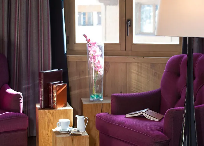 Otel Les Peupliers 4*