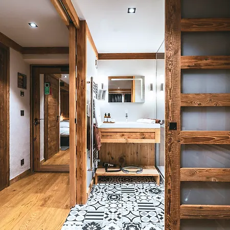 Les Peupliers Hotel Courchevel