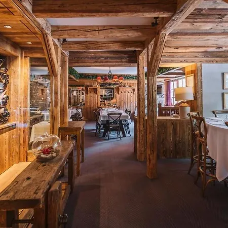Hotel Les Peupliers Courchevel